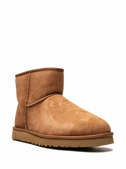 UGG Stivali Classic Mini