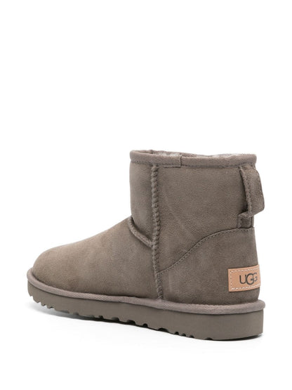 UGG Stivali Classic Mini ll