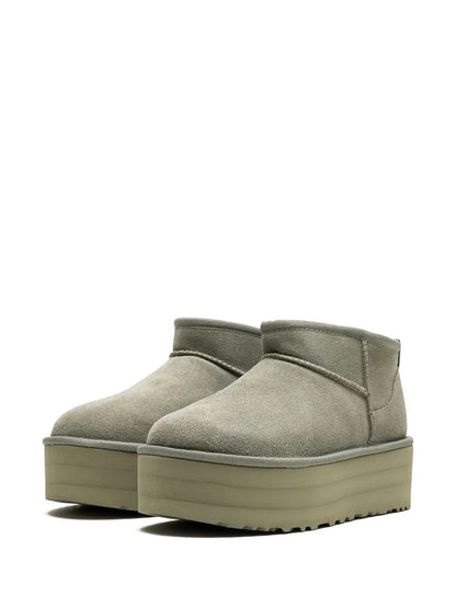 UGG Stivali Classic Ultra Mini con suola rialzata