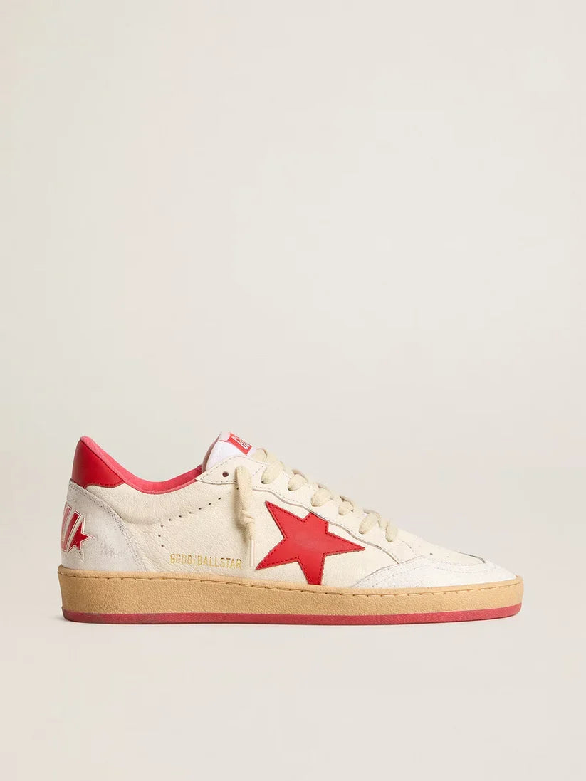 Ball Star Wishes in pelle bianca con stella e talloncino rossi