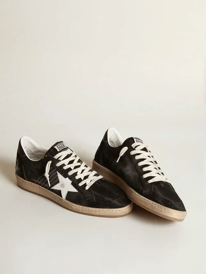 Ball Star in suede nero con stella in pelle bianca