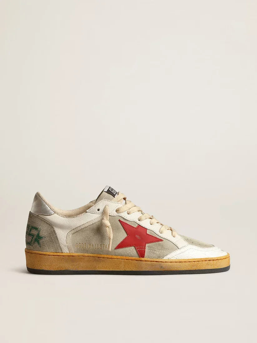 Ball Star in suede grigio con stella rossa e talloncino argento