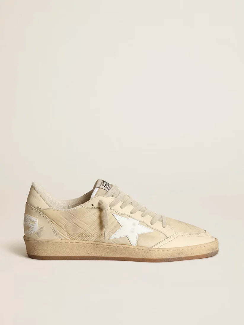 Ball Star in nylon bianco con stella e talloncino bianchi