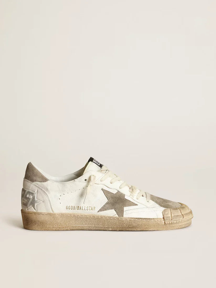 Sneaker Ball Star LTD in nappa bianca con stella e talloncino in suede color tortora