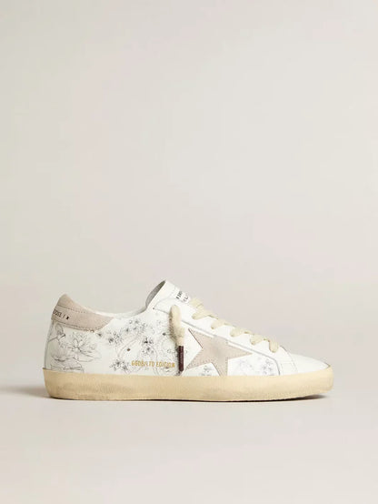 Super-Star LTD CNY in pelle bianca con scritte sulla tomaia