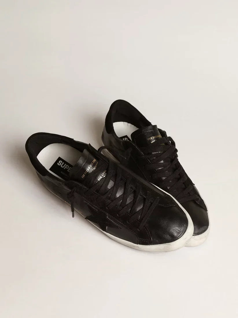 Super-Star in nappa nera con stella e talloncino in suede nero