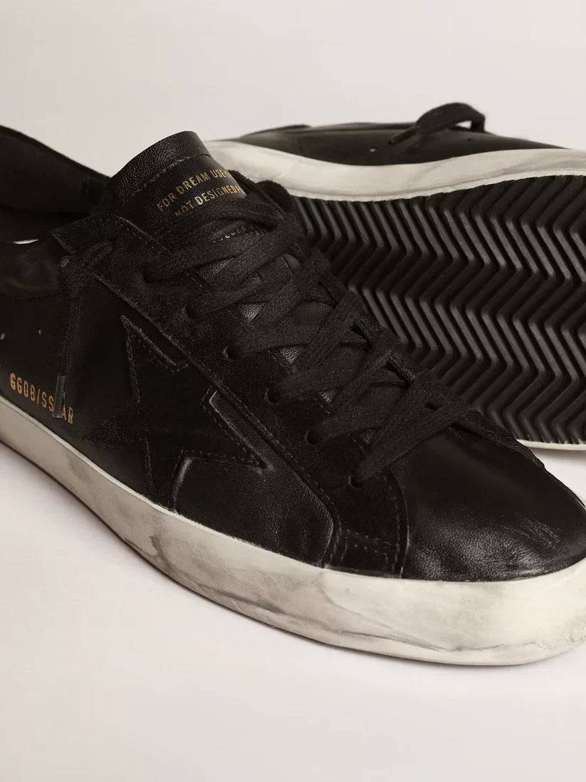 Super-Star in nappa nera con stella e talloncino in suede nero