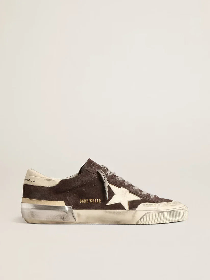 Super-Star in suede grigio con stella e talloncino in nappa écru