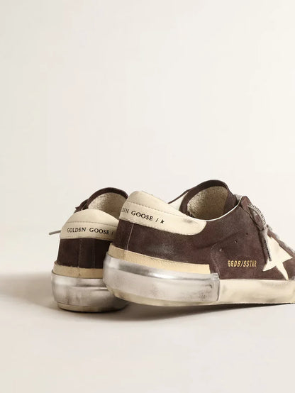 Super-Star in suede grigio con stella e talloncino in nappa écru